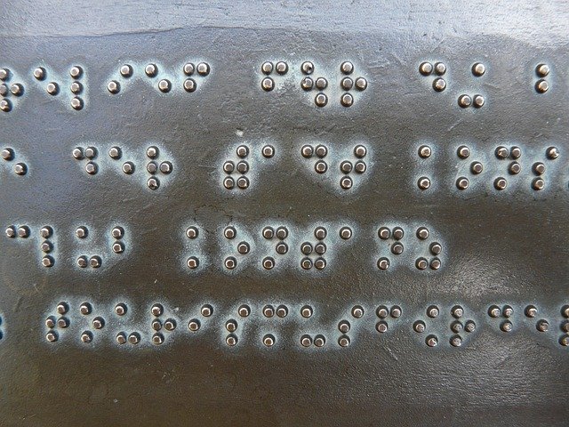 Primera tienda online de productos etiquetados en braille